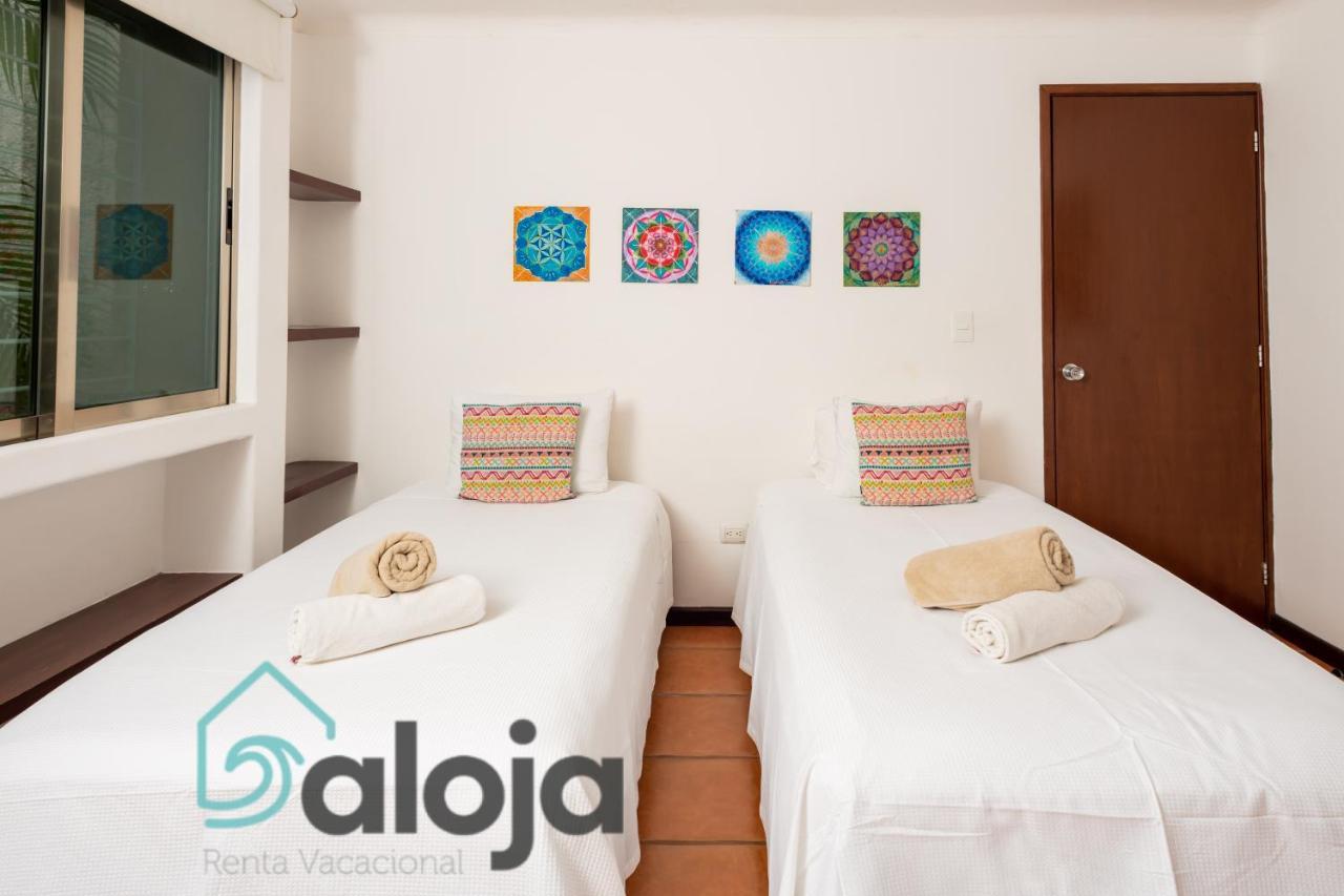 Apartamento amplio en zona ideal a 5min de WALLMART Cancún Exterior foto