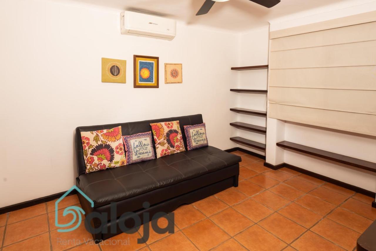 Apartamento amplio en zona ideal a 5min de WALLMART Cancún Exterior foto