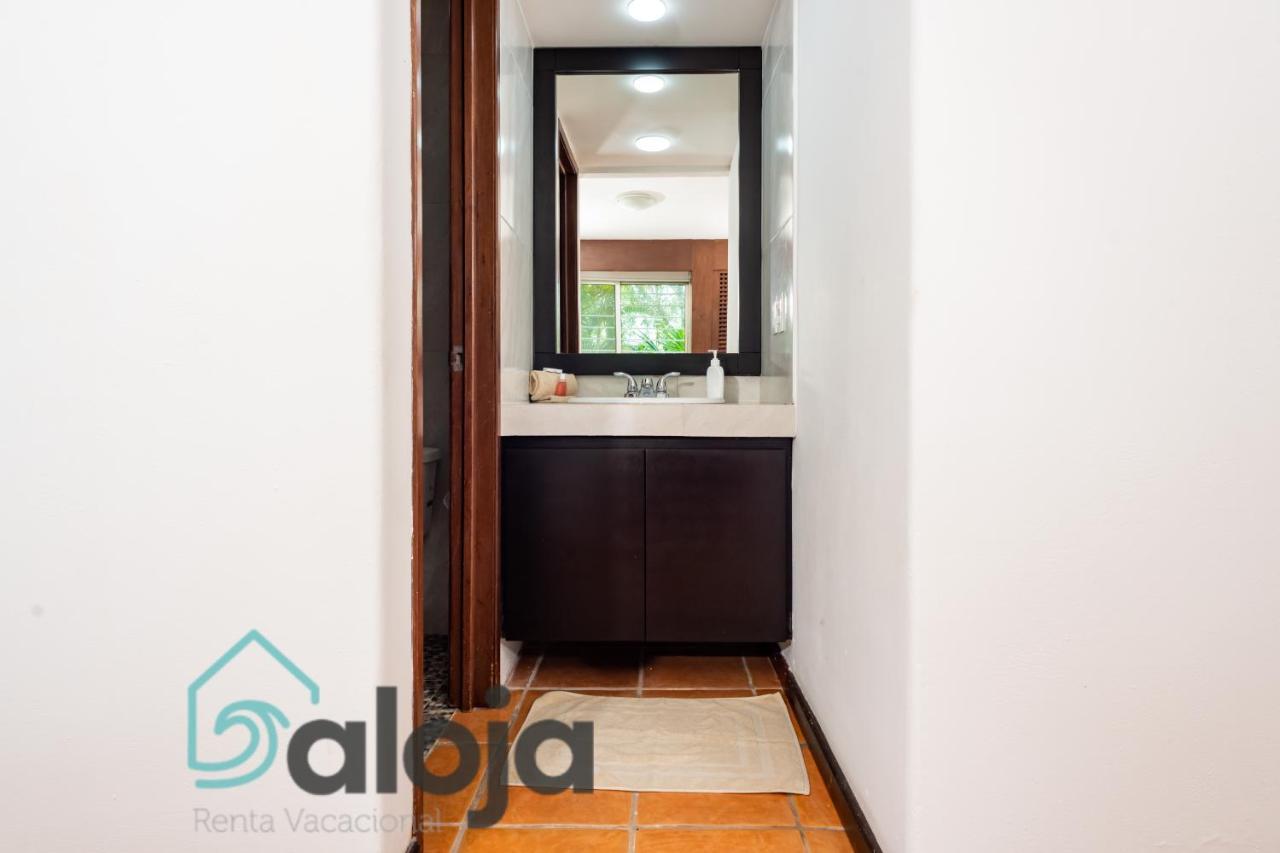 Apartamento amplio en zona ideal a 5min de WALLMART Cancún Exterior foto